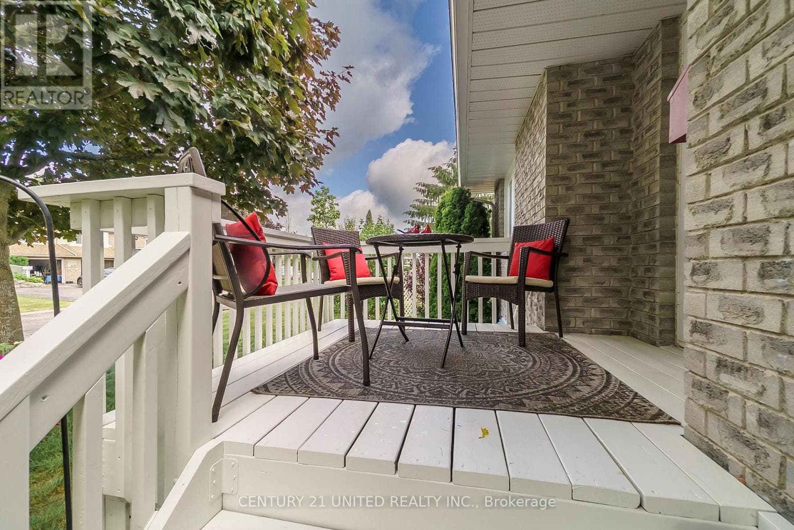 39 CEDARTREE LANE, Central Lakes — photo 4
