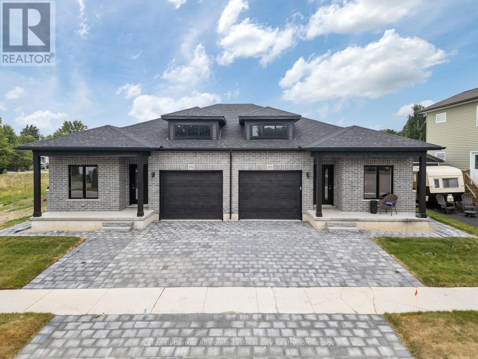171 ELGIN AVENUE — photo 3