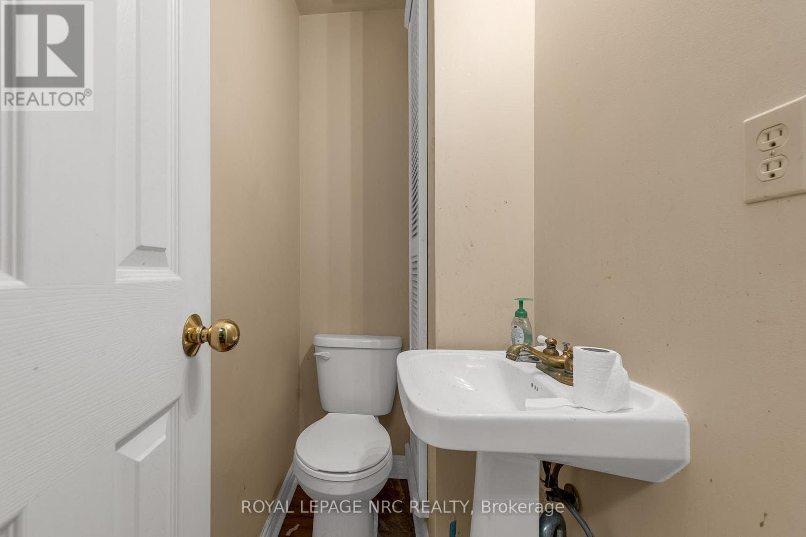 192 BURGAR STREET, Niagara — photo 4
