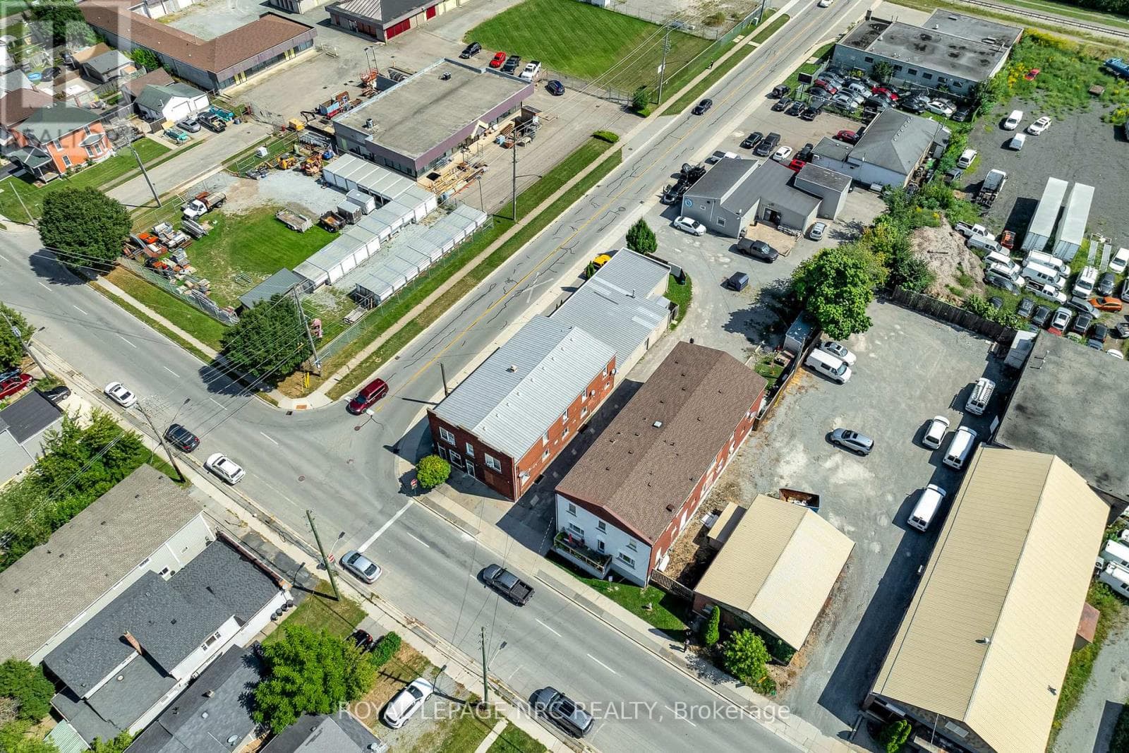 192 BURGAR STREET, Niagara — photo 2