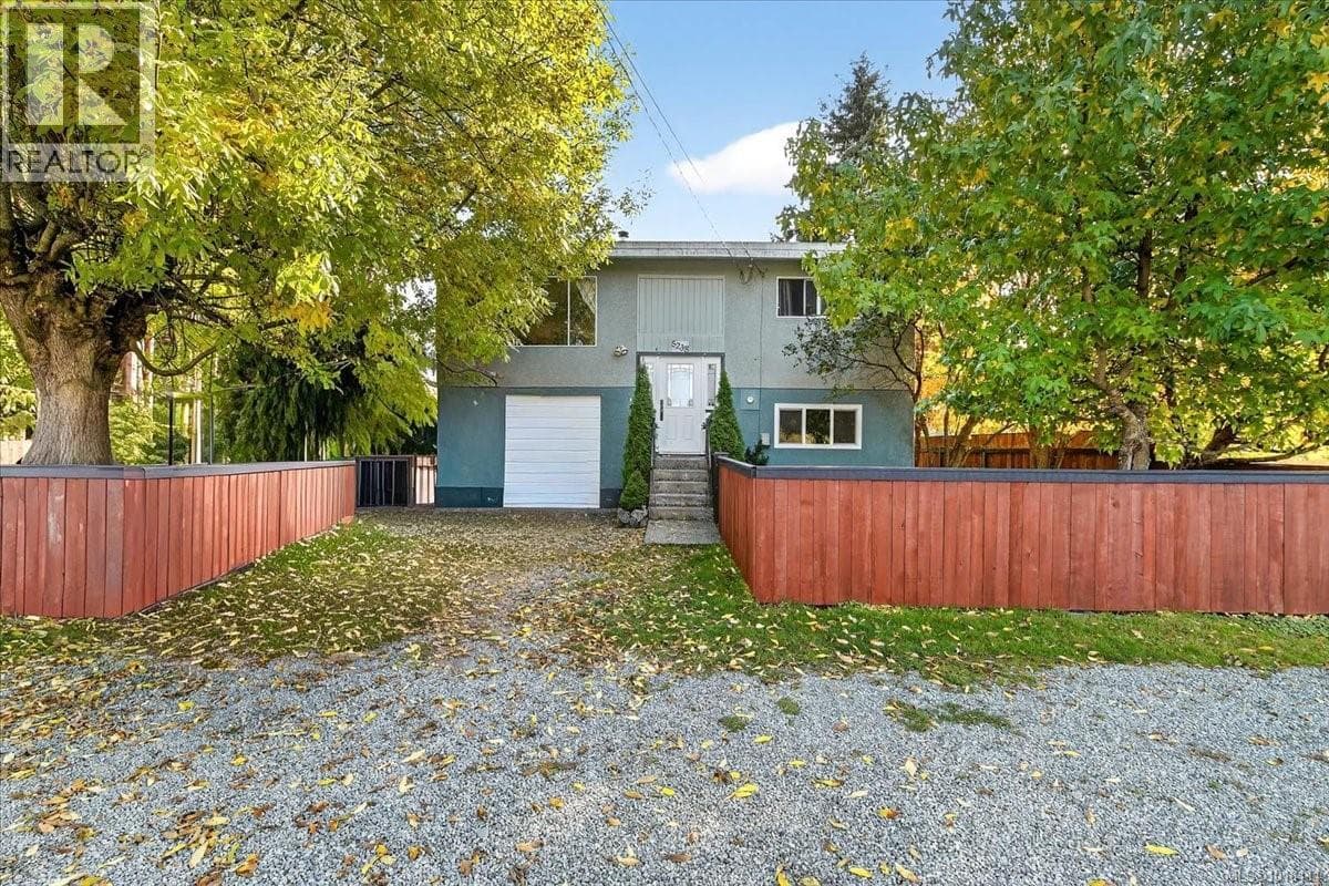 5238 Heaslip Rd, Vancouver Island — photo 2