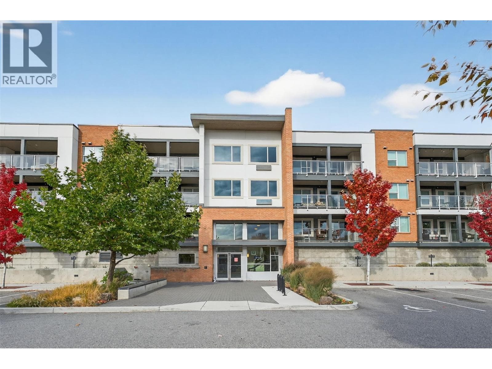 725 Academy Way Unit# 222 in Highway 97