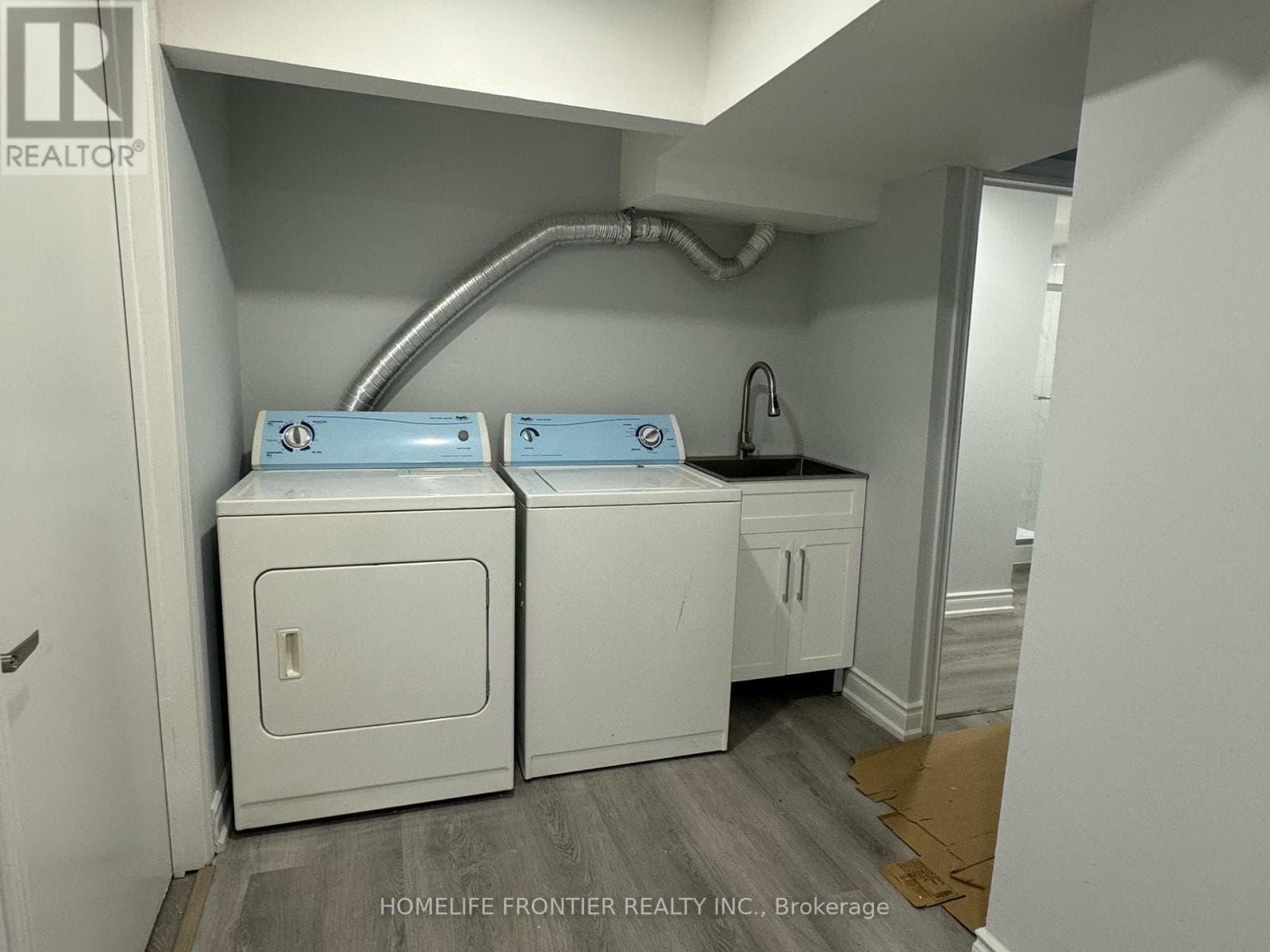 BSMT - 23 SADDLEWOOD COURT, Toronto — photo 4