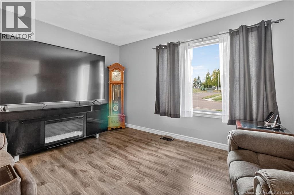 133 SAVOIE DRIVE — photo 3