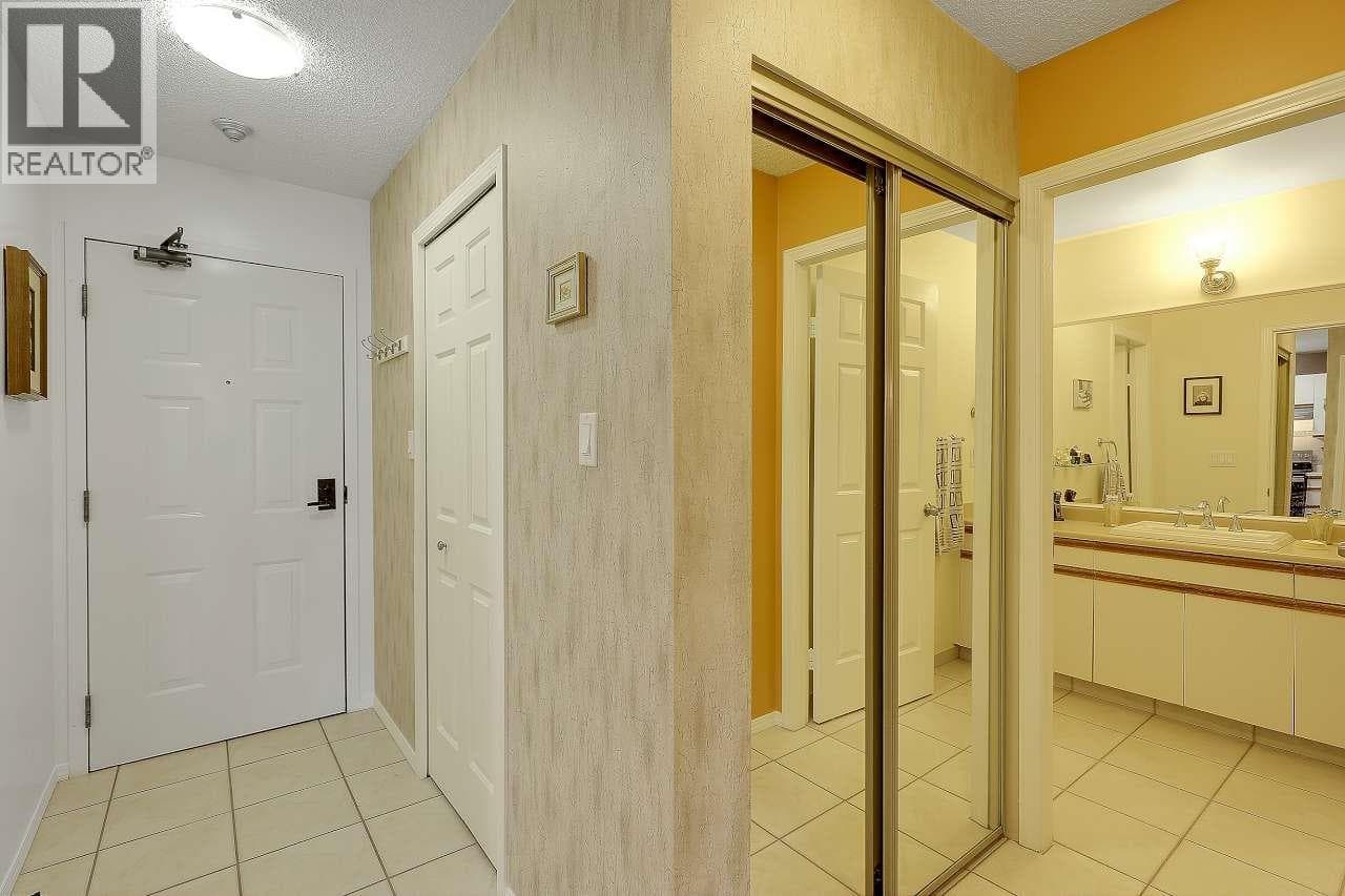 307 7500 MINORU BOULEVARD, Greater Vancouver — photo 4