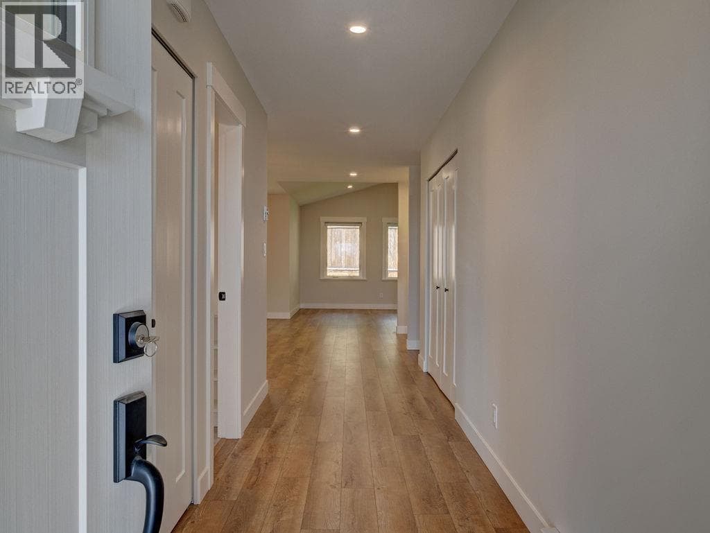 1104 CELIA CRESCENT, Greater Vancouver — photo 3
