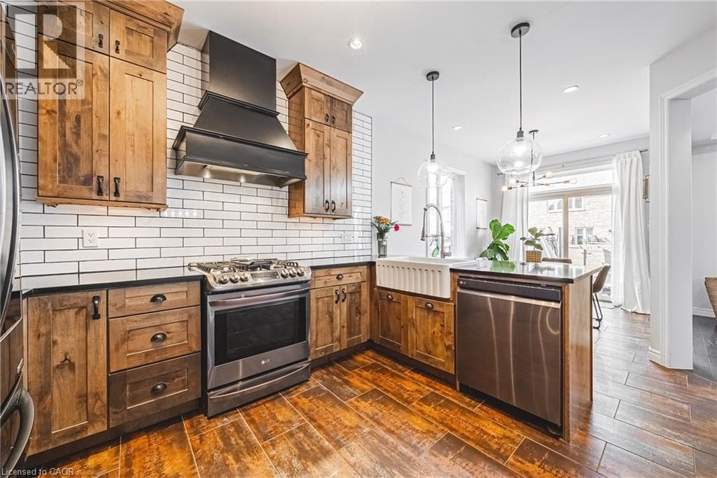 8 MATTEO TRAIL — photo 3