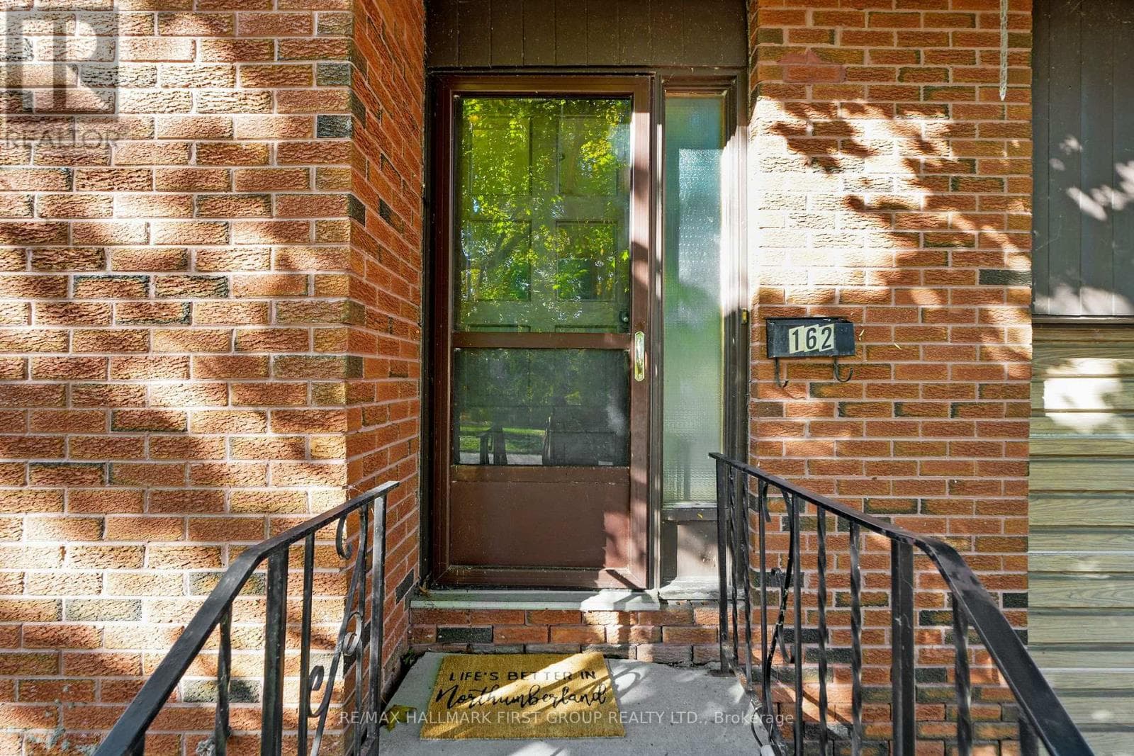 162 QUEEN STREET, Toronto — photo 3