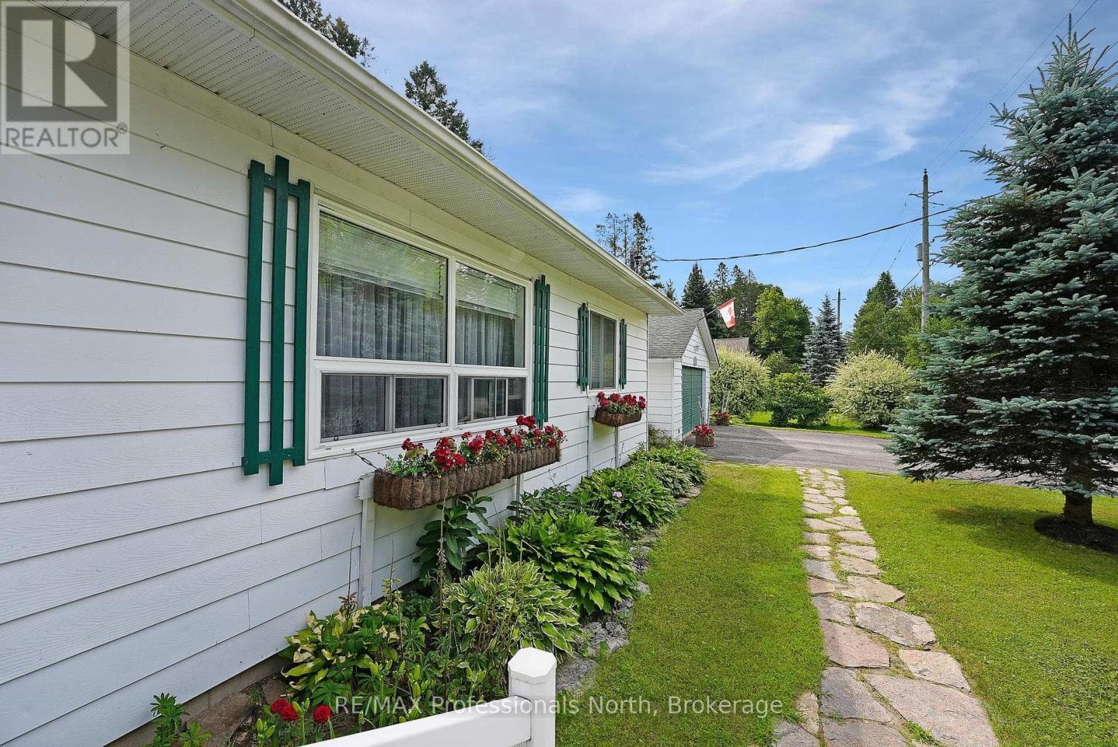 10 STOUFFER STREET — photo 5