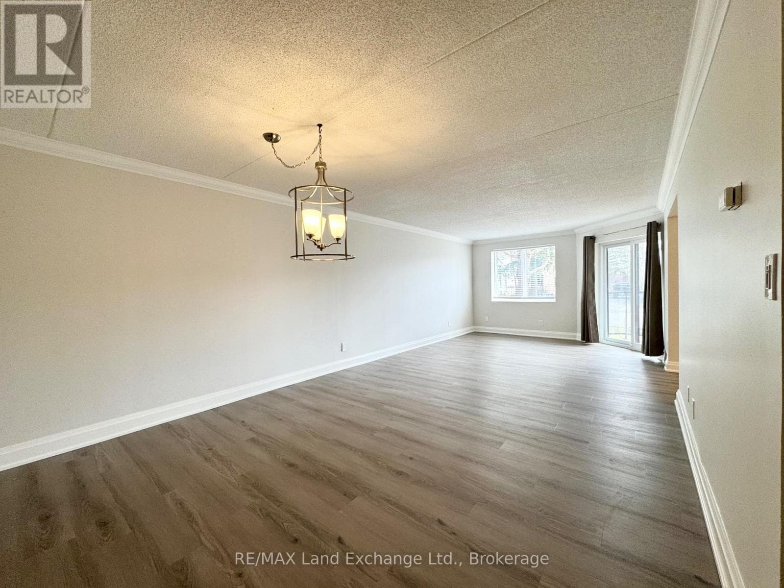 101 - 101-536 11TH AVENUE, OnePoint — photo 3