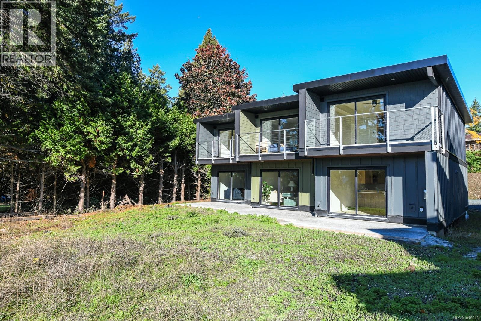 211 4305 Shingle Spit Rd, Vancouver Island — photo 2