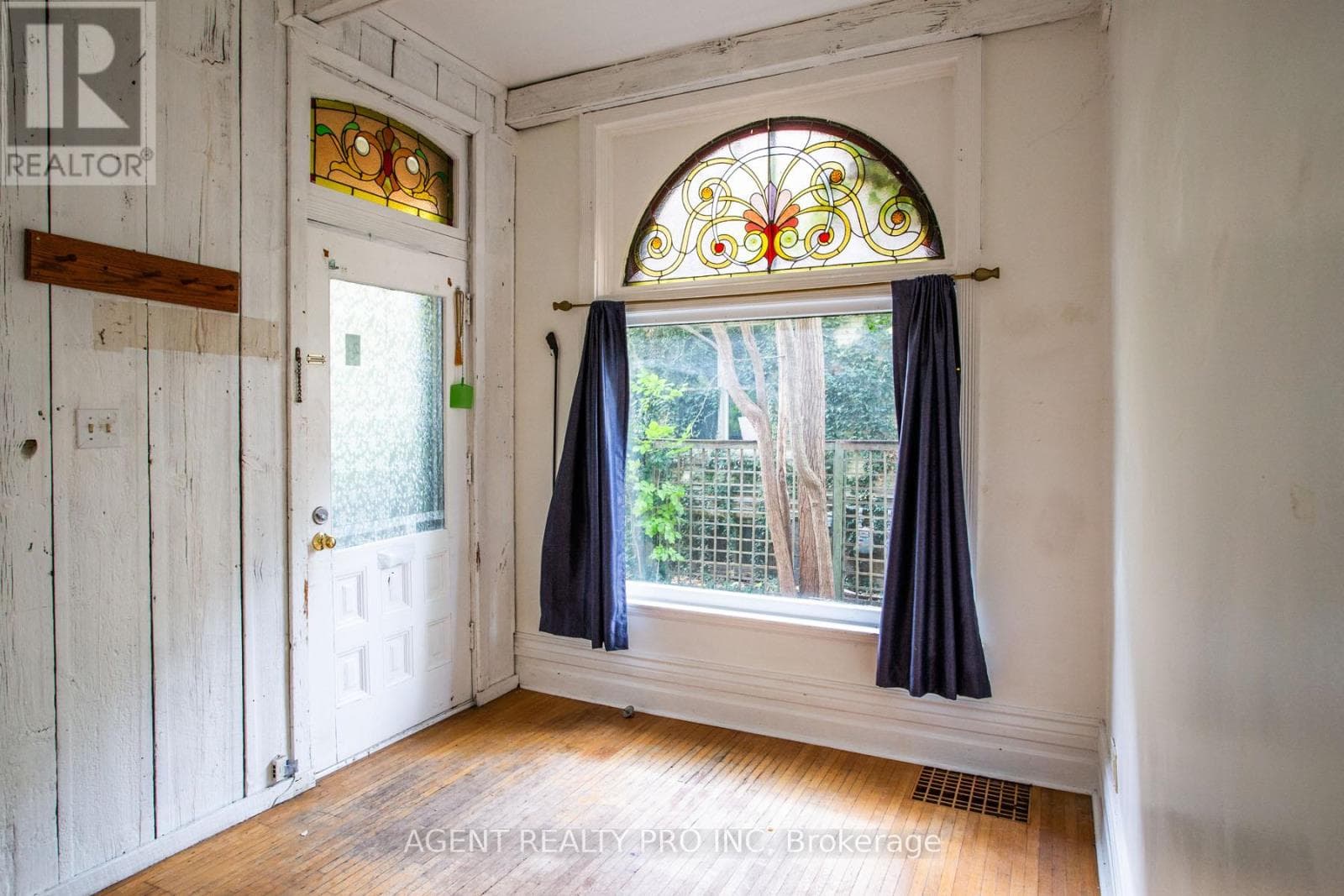 302 CENTRAL AVENUE, London and St. Thomas — photo 4