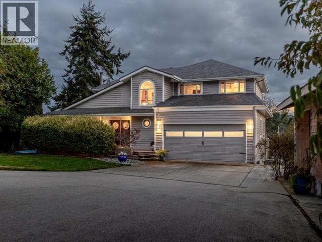 8745 PATRICIA ROAD, Powell River — photo 2