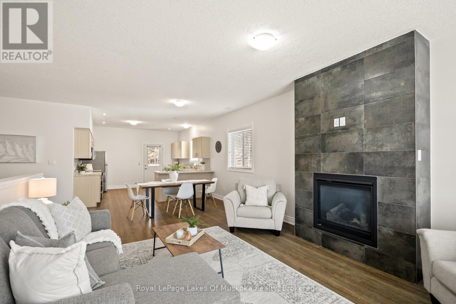 12 MACARTHUR DRIVE, OnePoint — photo 5