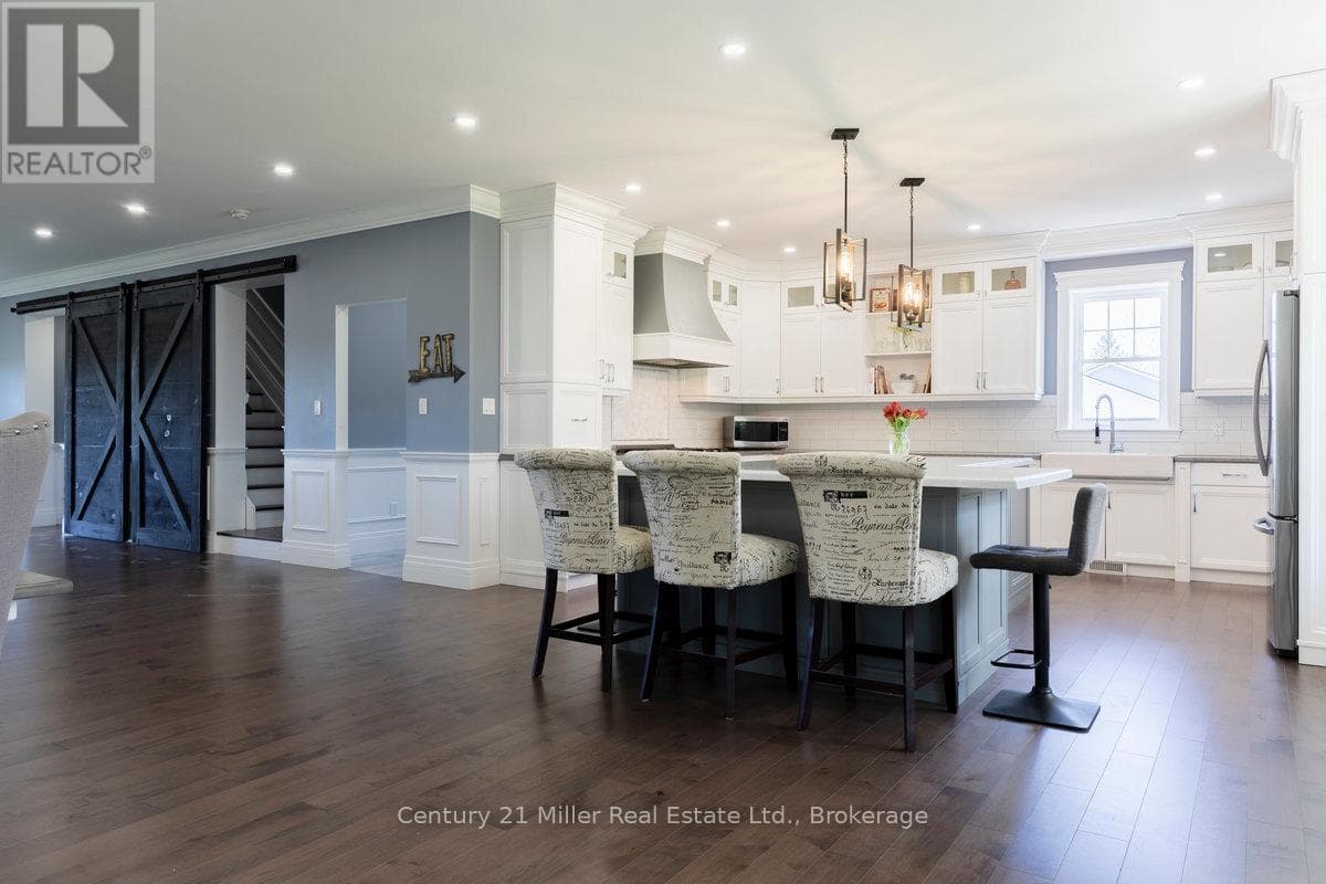 5583 3RD LINE ROAD, Oakville-Milton — photo 5