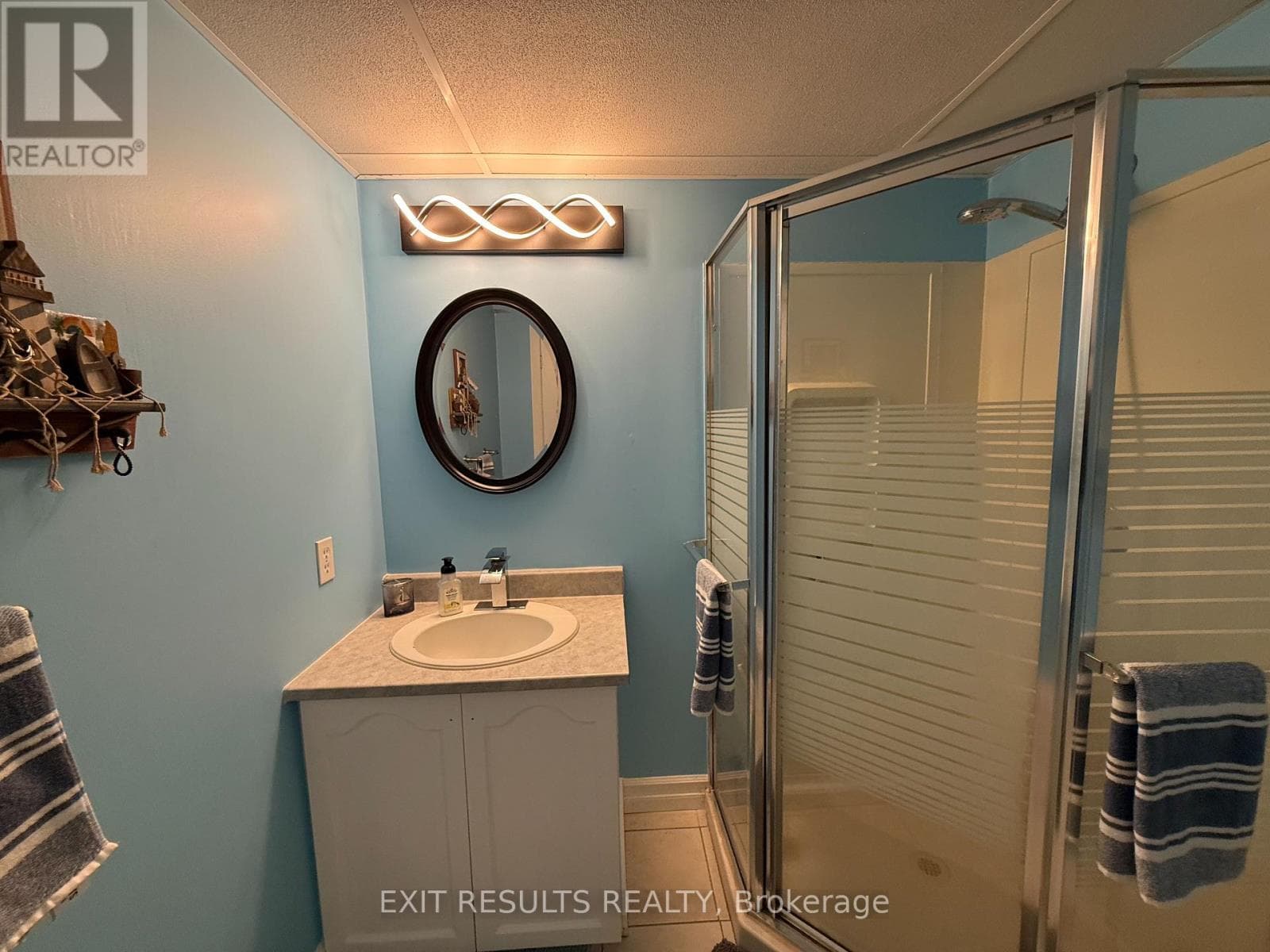 1090 DIANNE AVENUE in 