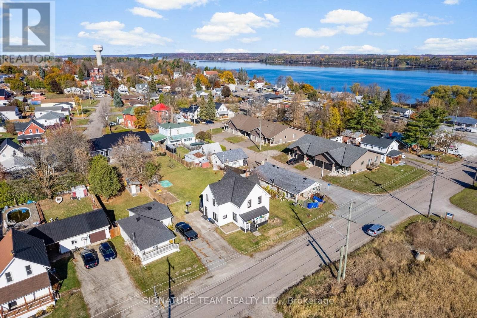 22 ASTROLABE ROAD — photo 4