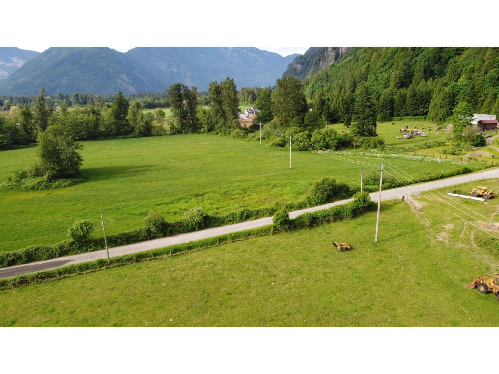 58661 DENT ROAD, Laidlaw, Chilliwack — photo 2