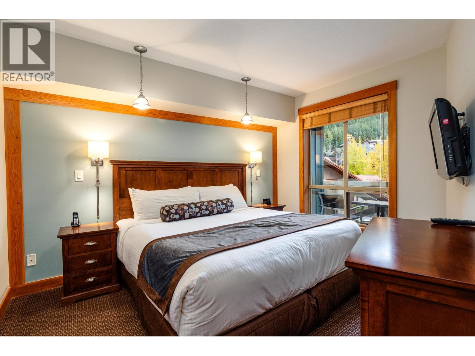 315B 2036 LONDON LANE, Greater Vancouver — photo 3