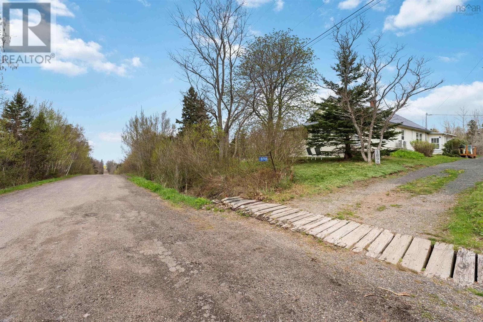 1898 HAMPTON MOUNTAIN ROAD, NSAR — photo 4