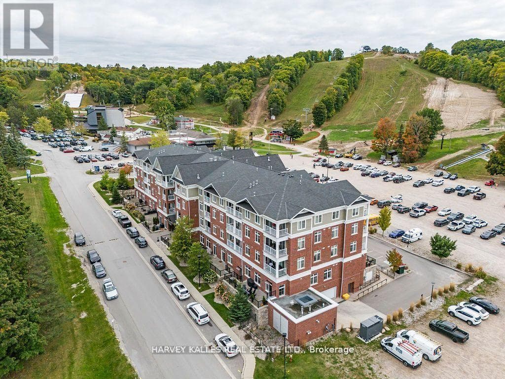 416 - 40 HORSESHOE BOULEVARD in