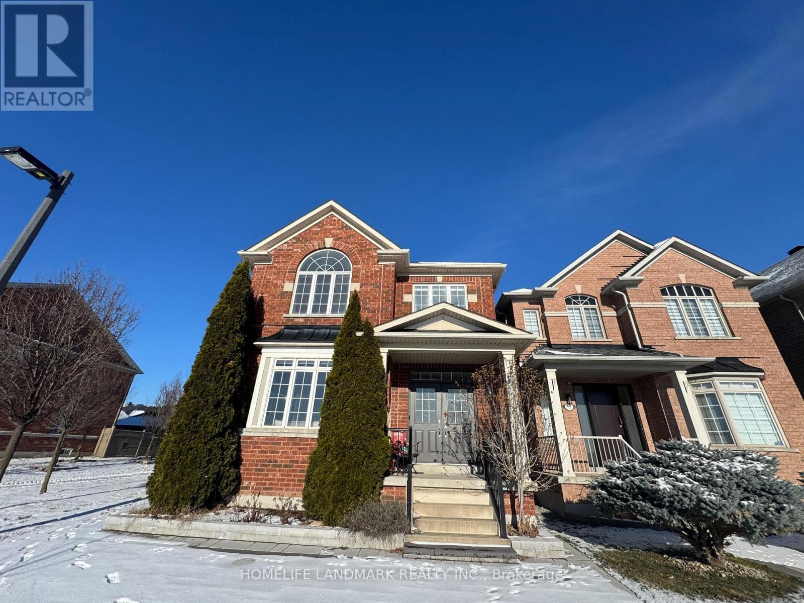 13 WOODWAY LANE, Toronto — photo 3