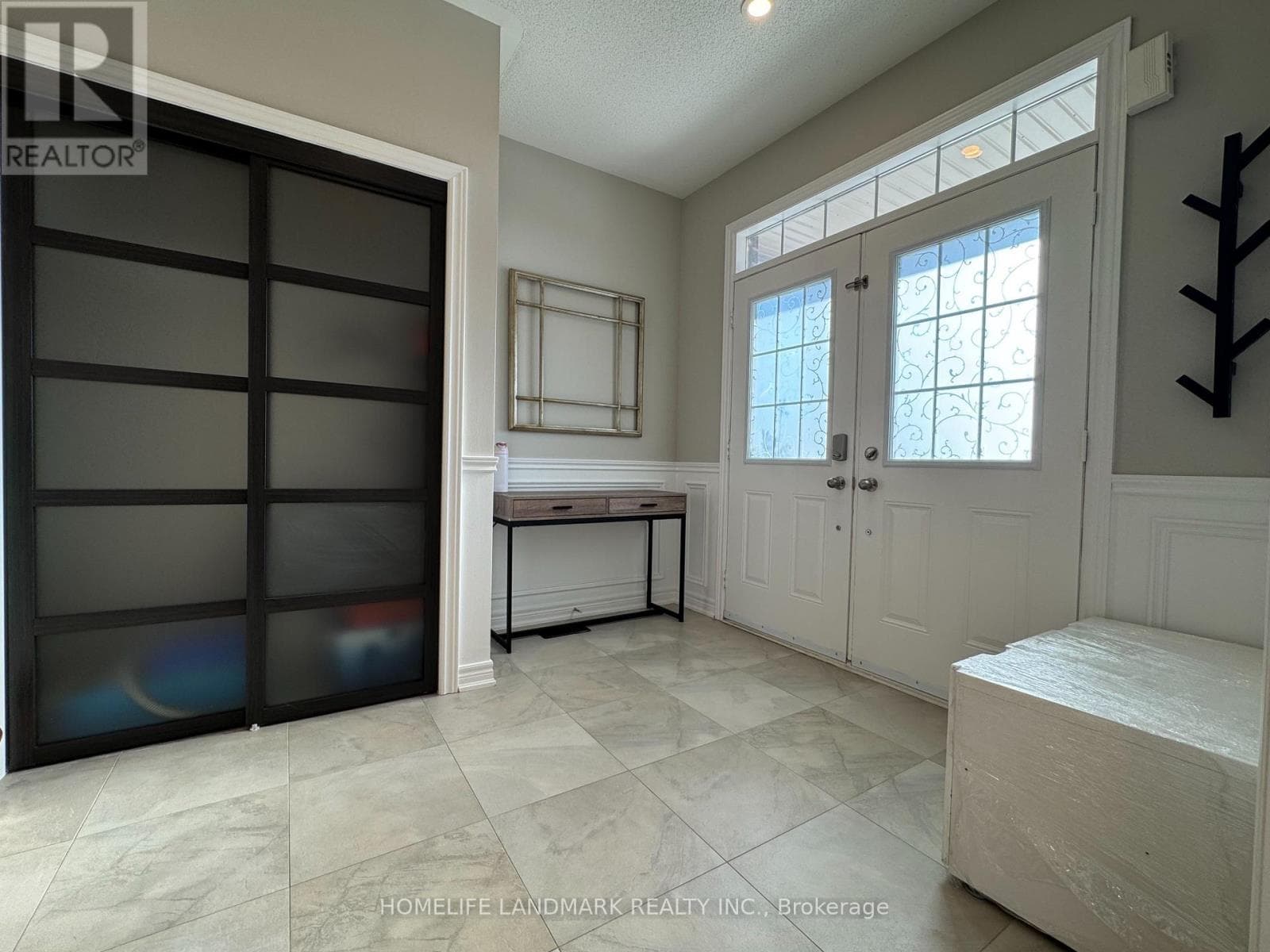 13 WOODWAY LANE, Toronto — photo 4