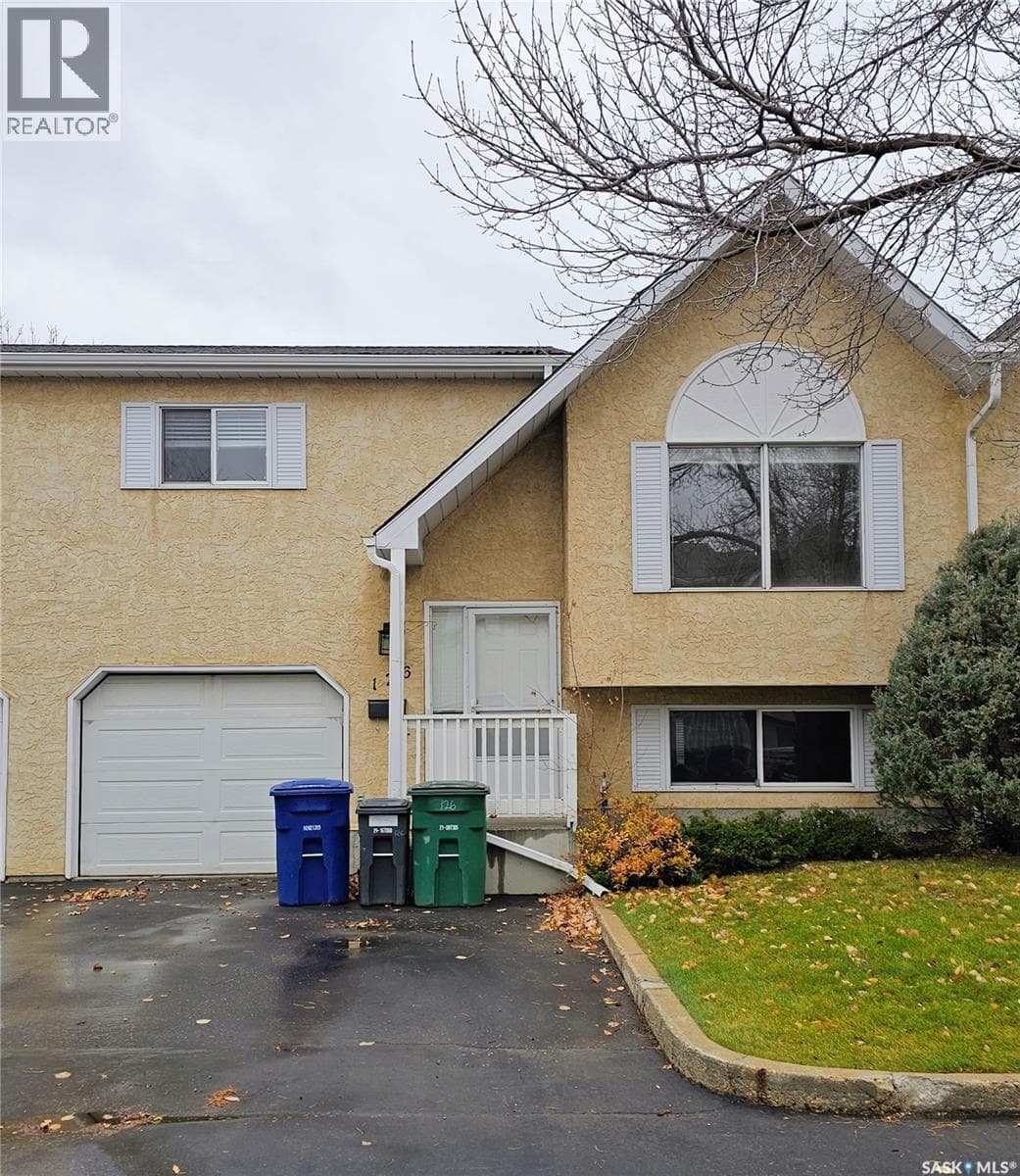 126 320 Heritage CRESCENT in Wildwood