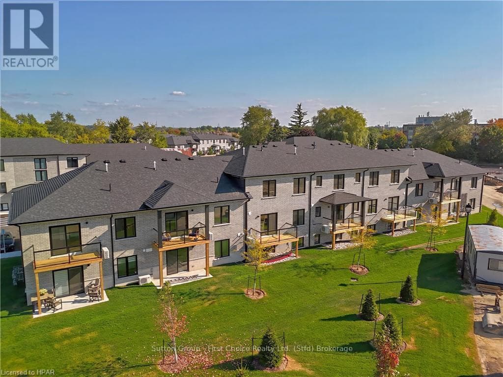 UNIT 13 - 3202 VIVIAN LINE — photo 5