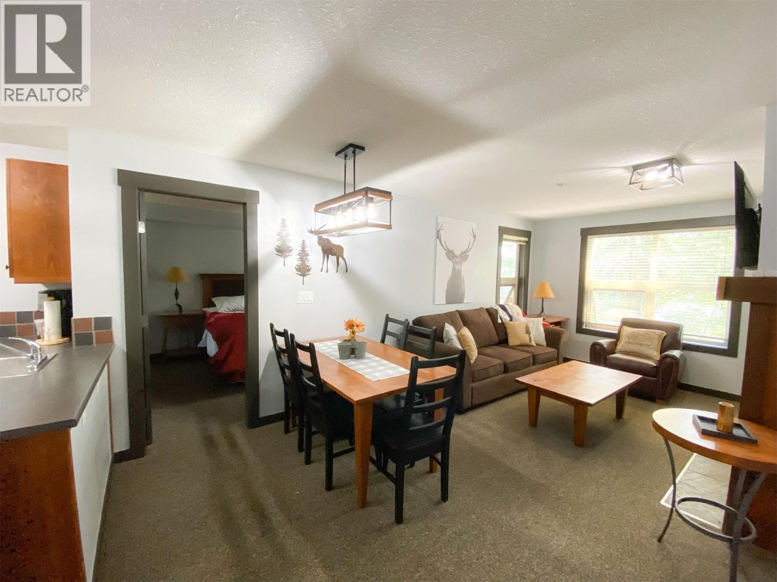 2070 Summit Drive Drive Unit# 306, Interior REALTORS® — photo 5
