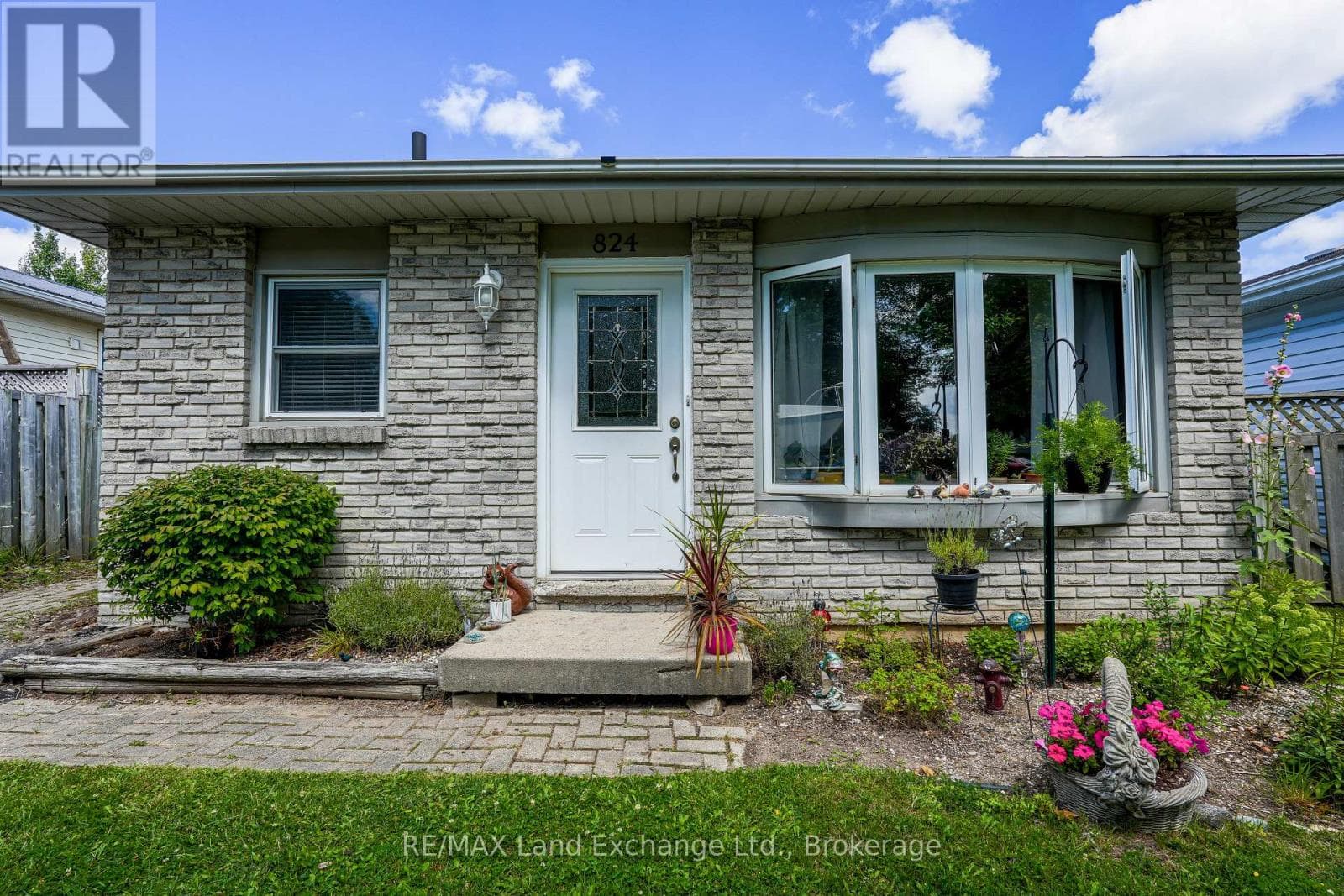 824 ANDREW MALCOLM DRIVE in 