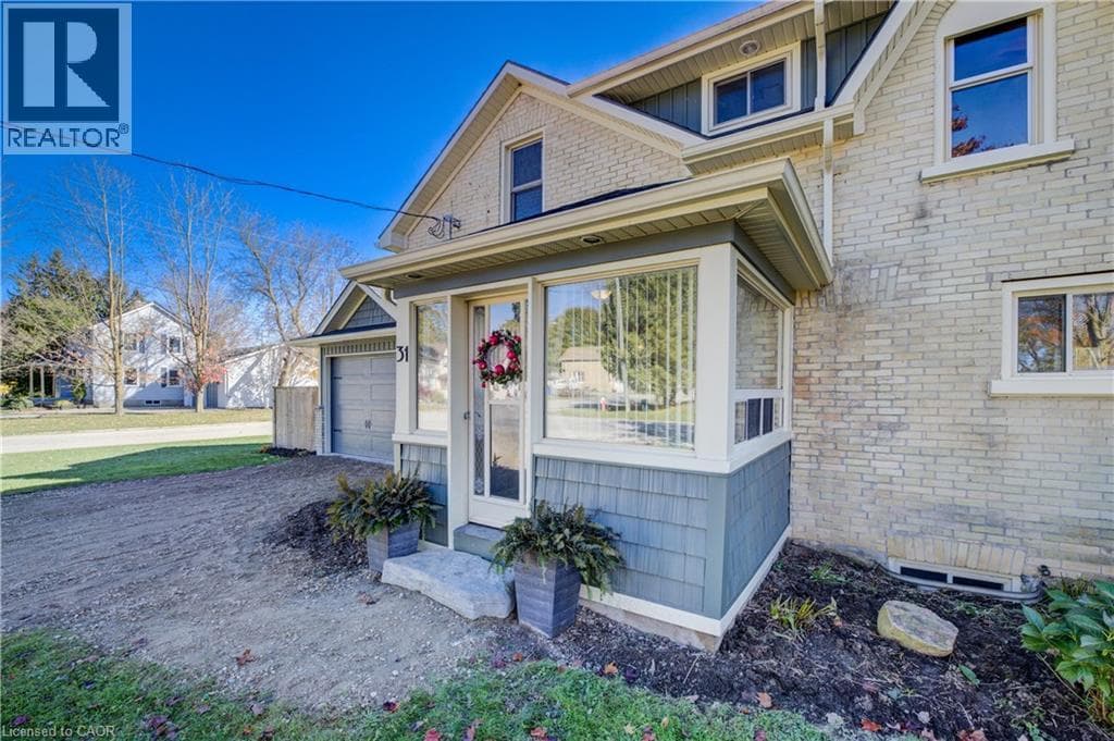 31 PELLISTER Street W — photo 4