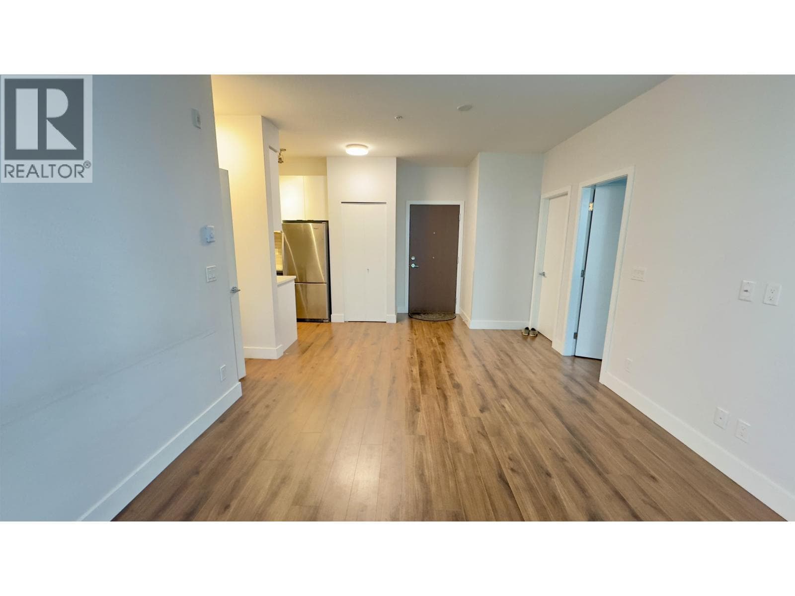 252 5355 LANE STREET, Greater Vancouver — photo 3