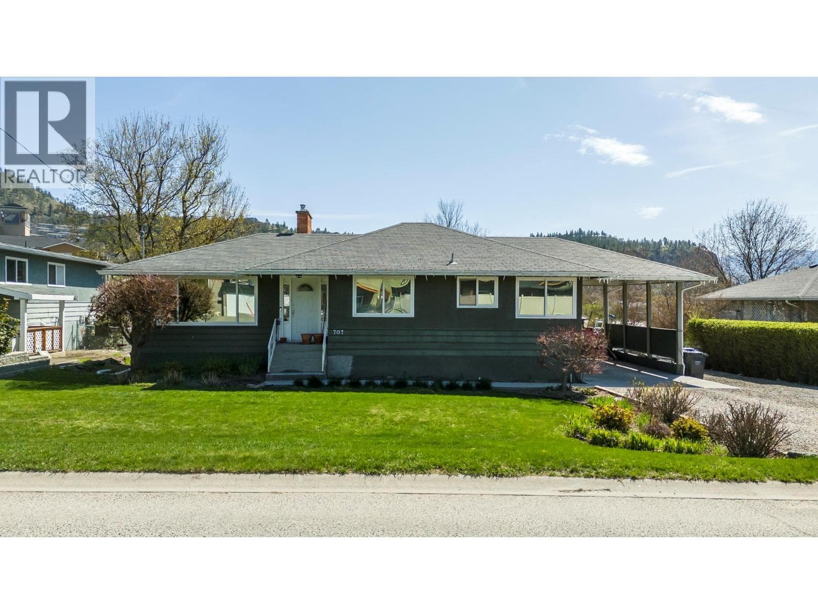 707 GLENBURN STREET, Interior REALTORS® — photo 2