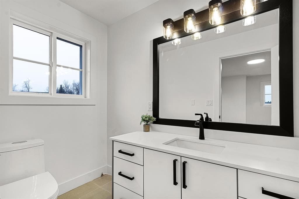 6 2360 CRESCENT WAY — photo 4