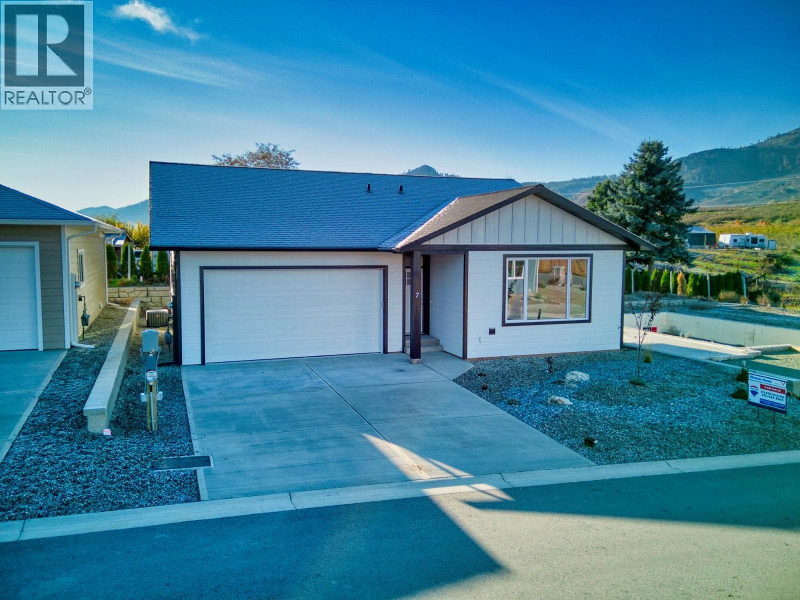 7 Wood Duck Way in