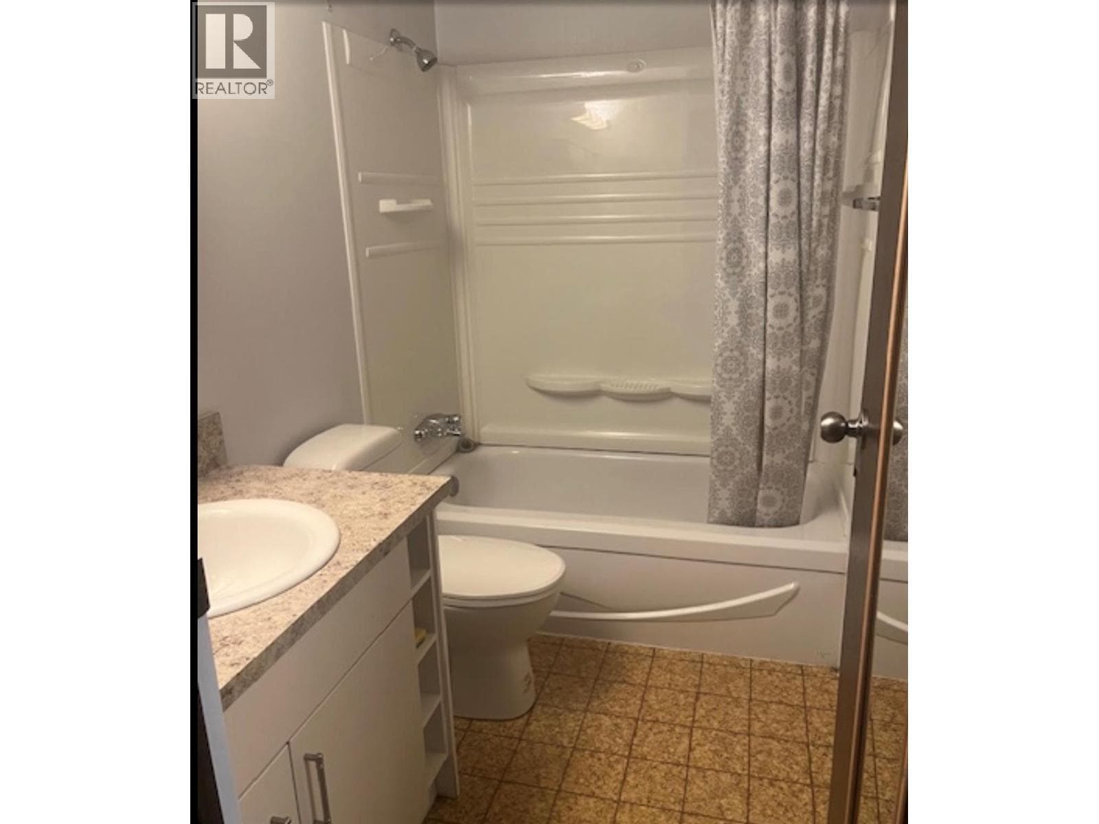 150 Skaha Place Unit# 213 — photo 3
