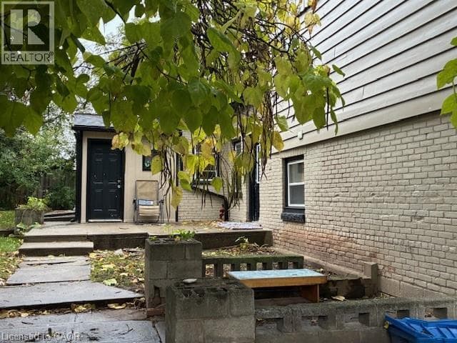 488 HUGHSON STREET NORTH, Cornerstone — photo 2