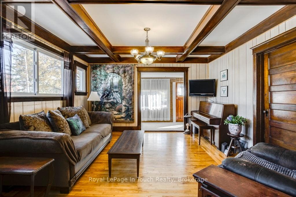 450 ASSINIBOIA STREET, OnePoint — photo 2