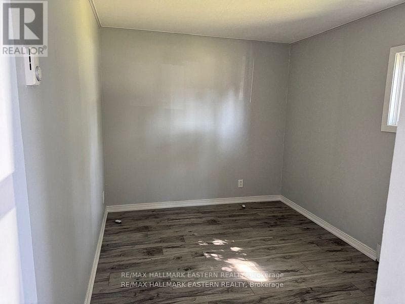 822 ST. MARY'S STREET, Central Lakes — photo 4