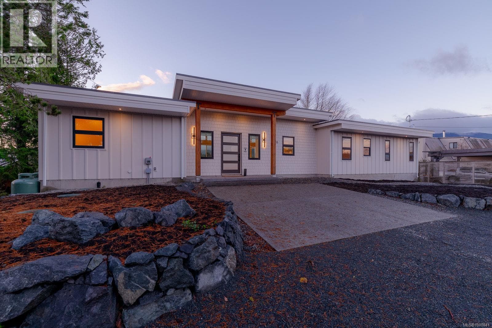 5496 Deep Bay Dr, Vancouver Island — photo 3