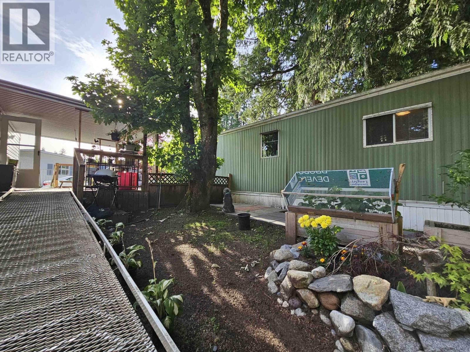 3 21091 LOUGHEED HIGHWAY, Greater Vancouver — photo 4