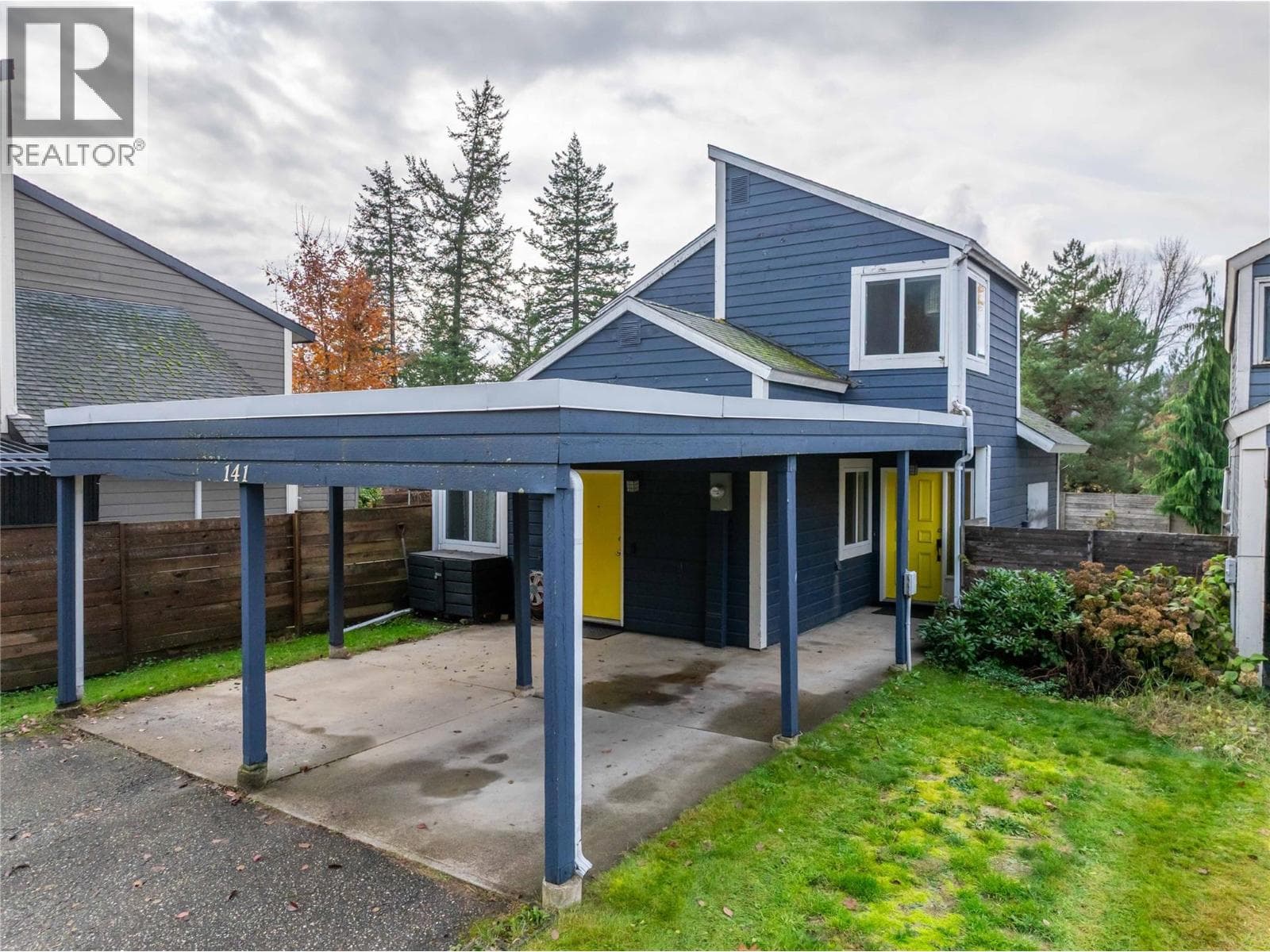 141 Greely Crescent in