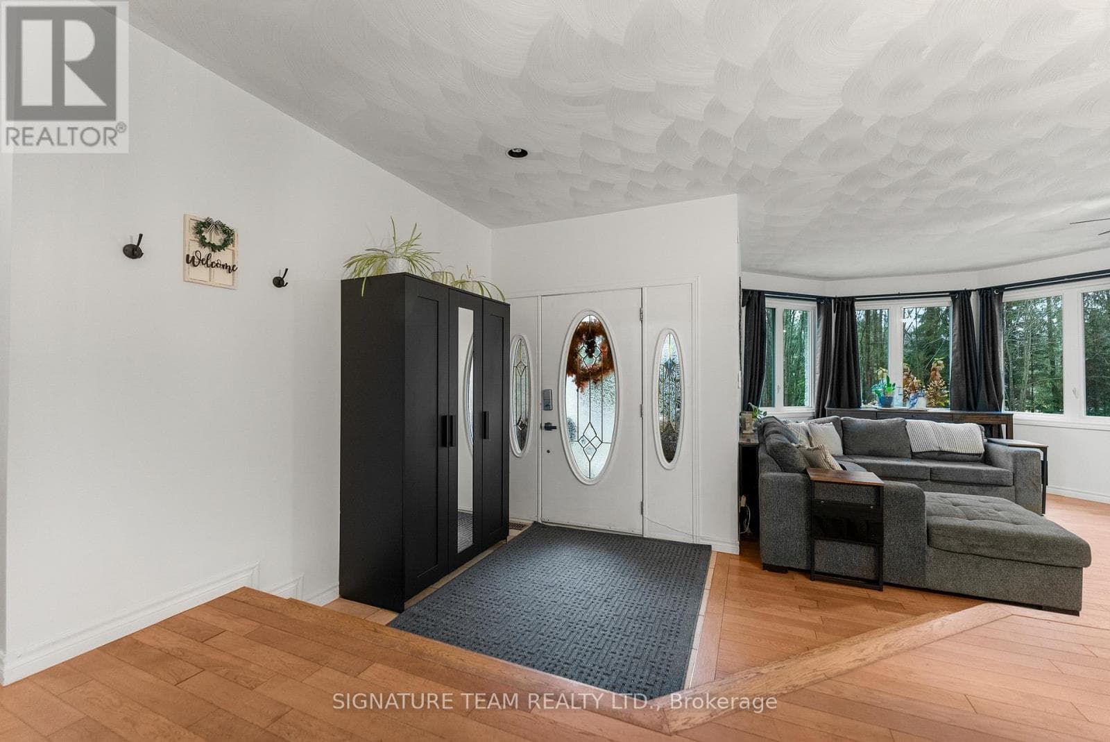 165 SUFIAN STREET, Renfrew County — photo 3