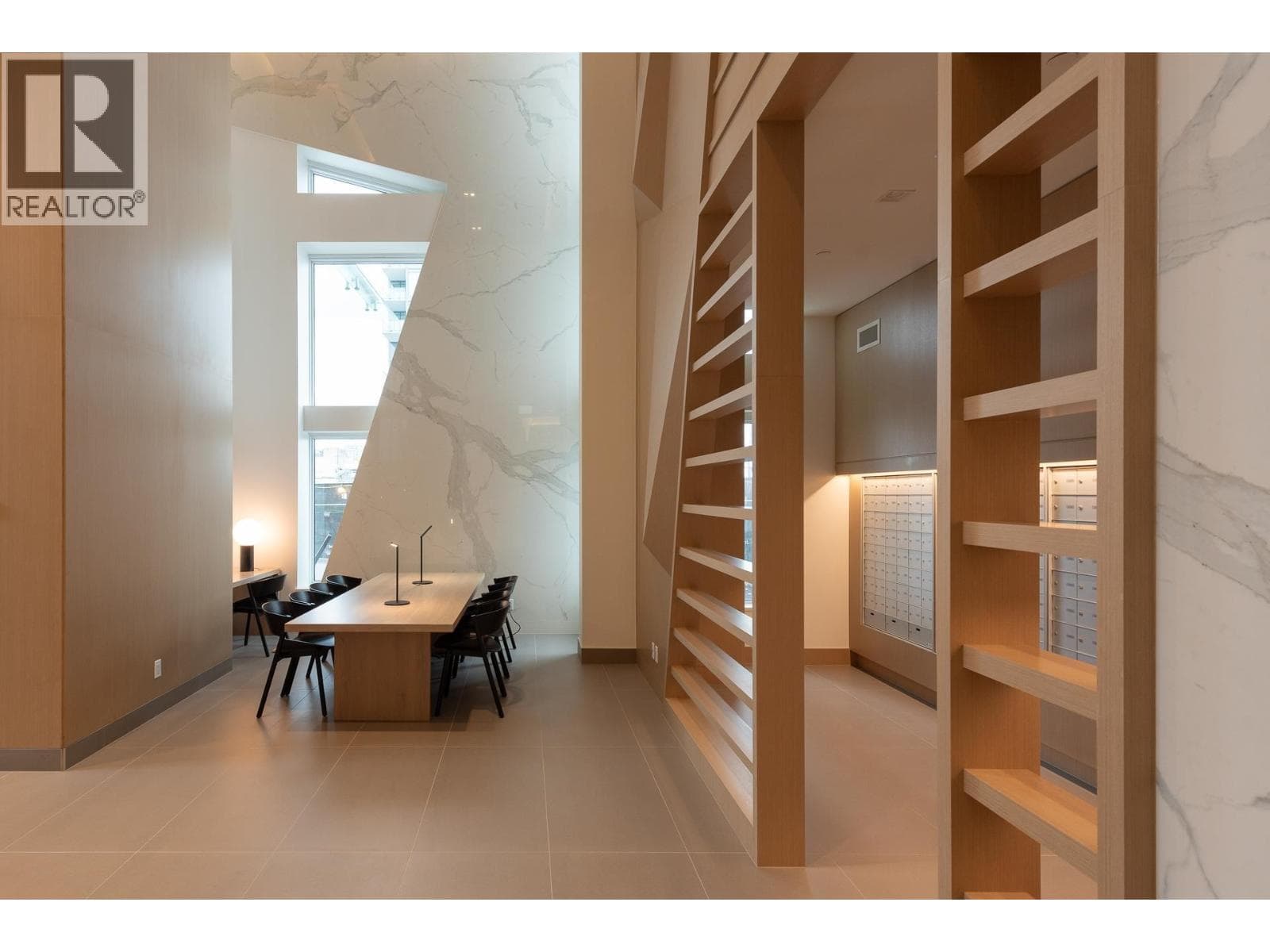 2806 660 QUAYSIDE DRIVE, Greater Vancouver — photo 2