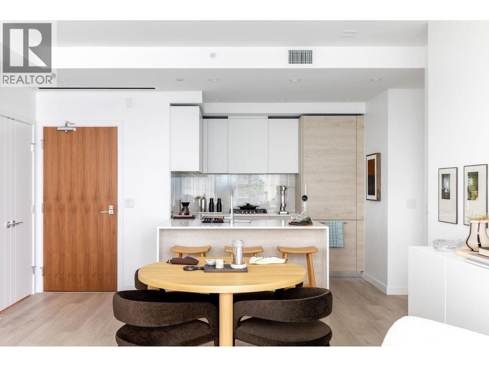 2806 660 QUAYSIDE DRIVE, Greater Vancouver — photo 4