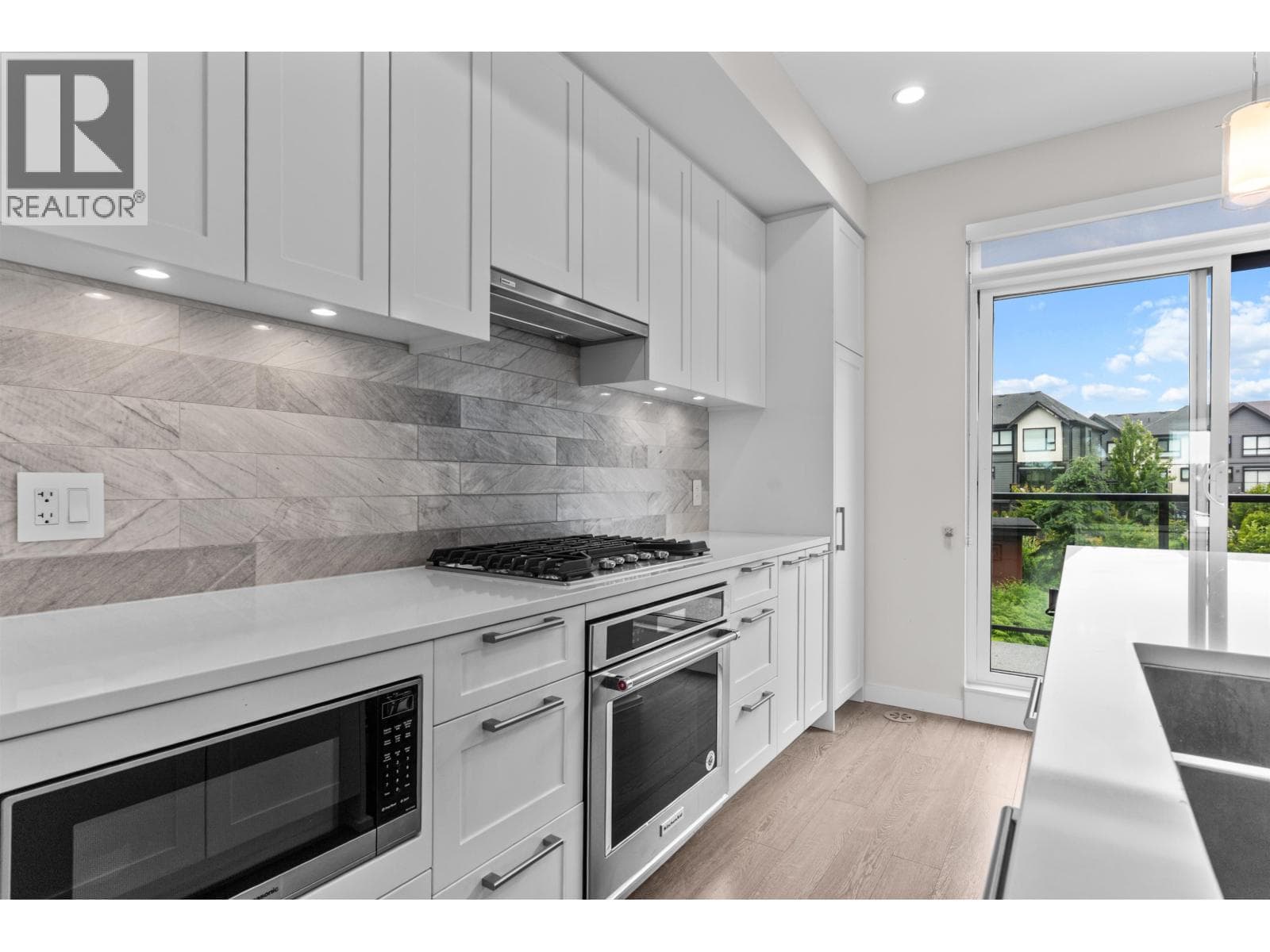 133 4738 HEMLOCK WAY in Tsawwassen