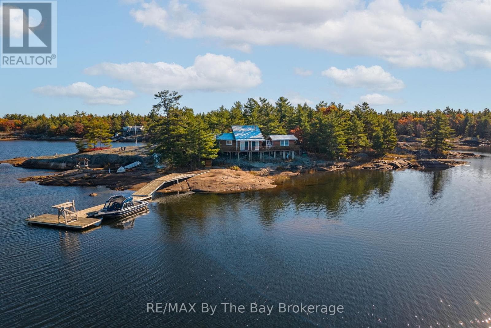 2 ISLAND 2890, OnePoint — photo 3