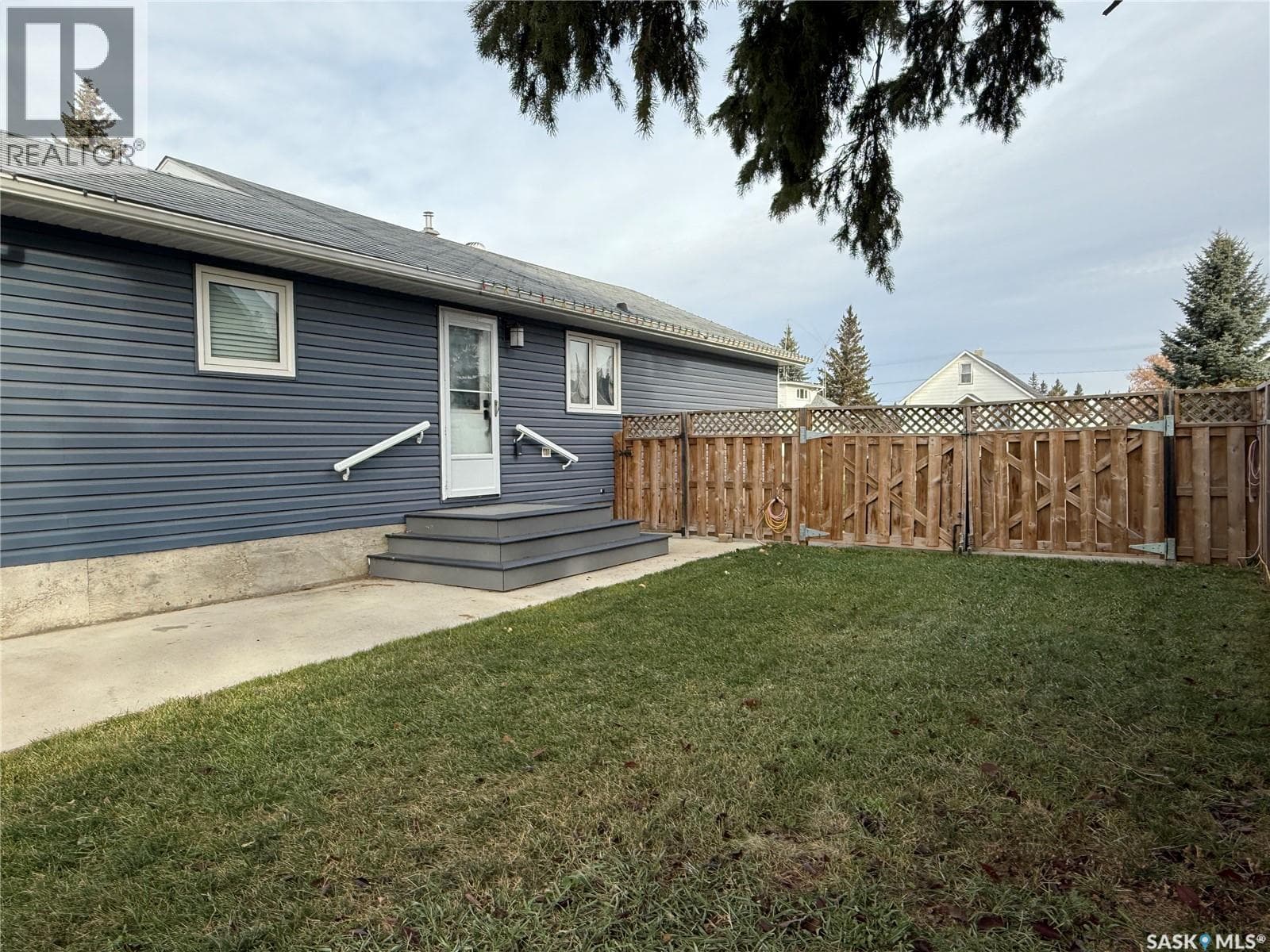 359 4th AVENUE W, Saskatchewan — photo 4