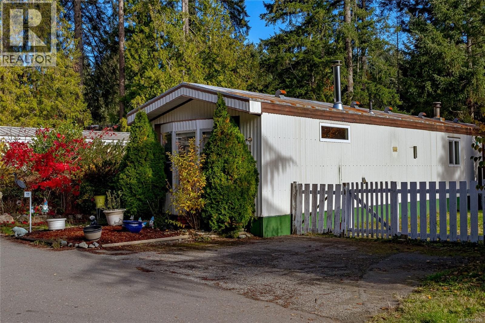 11 3640 Trans Canada Hwy — photo 2